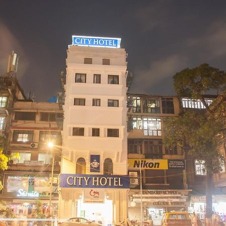 City Hotel 뭄바이 외부 사진